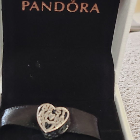 Pandora Best Mom open work charm - Picture 5 of 5